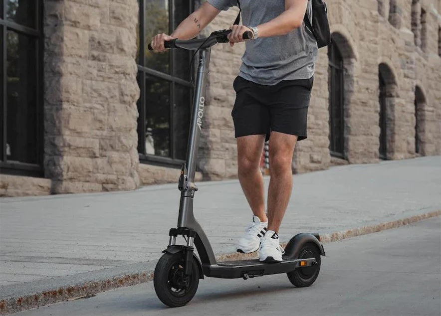 Legal age to ride electric scooter hotsell